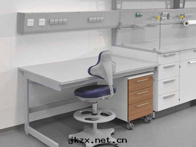 其(qí)他(tā)配件(jiàn)